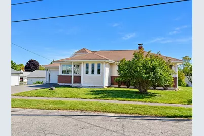 29 Eastern Avenue, East Millinocket, ME 04430 - Photo 2