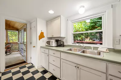 89 Lakeview Road, Boothbay Harbor, ME 04538 - Photo 12