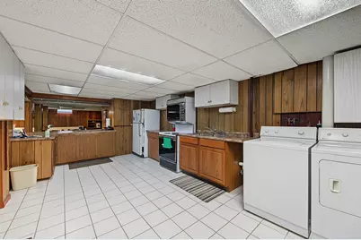 19 Bonnallie Avenue, Lewiston, ME 04240 - Photo 14