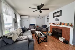 8 Cushman St, Lincoln, ME 04457 - Photo 2