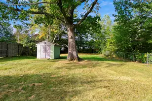 33 Franklin St, Waterville, ME 04901 - Photo 30