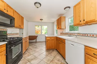 32 Alton Avenue, Ellsworth, ME 04605 - Photo 6
