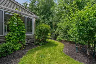 22 Wildwood Drive, Brunswick, ME 04011 - Photo 10