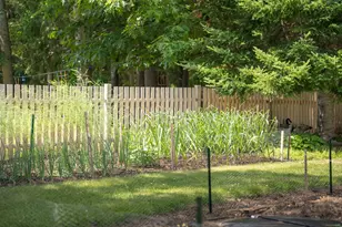 22 Wildwood Dr, Brunswick, ME 04011 - Photo 4