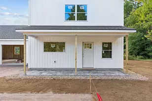 7 Sapphire Ln, Brunswick, ME 04011 - Photo 4