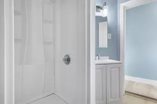 153 Spring St, Lewiston, ME 04240 - Photo 36