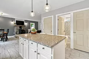 194 Roberts Shore Rd, Liberty, ME 04949 - Photo 10