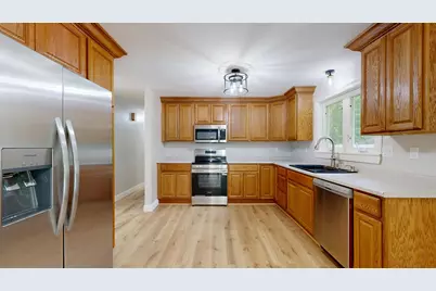 52 Bradford Road, Turner, ME 04282 - Photo 8