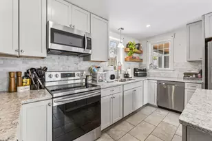12 Middlesex Rd, Topsham, ME 04086 - Photo 16