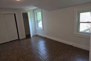 25 Falmouth Rd, Falmouth, ME 04105 - Photo 10