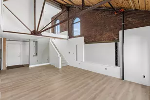 18 Ocean St, South Portland, ME 04106 - Photo 8