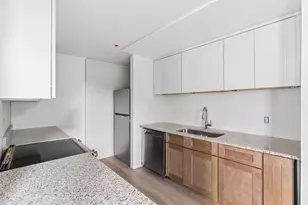 18 Ocean St, South Portland, ME 04106 - Photo 12