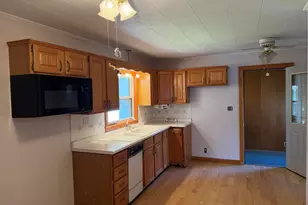 156 Congress St, Millinocket, ME 04462 - Photo 4