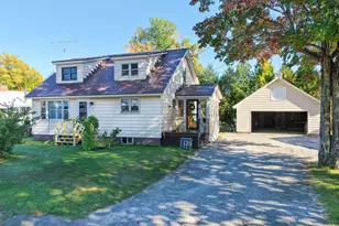 77 New Hampshire St, Millinocket, ME 04462 - Photo 2