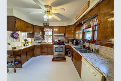 77 New Hampshire Street, Millinocket, ME 04462 - Photo 8