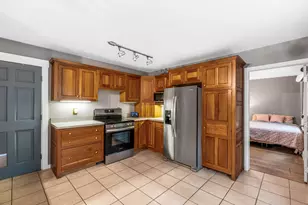 129 Sunderland Dr, Auburn, ME 04210 - Photo 6