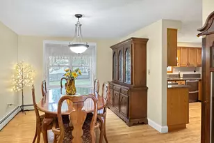 51 Essex St, Sanford, ME 04073 - Photo 6