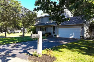 51 Essex St, Sanford, ME 04073 - Photo 2