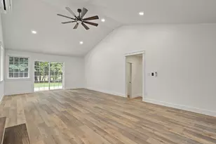 390 Goodwin Rd, Eliot, ME 03903 - Photo 16