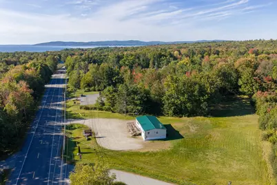 173 W Main Street, Searsport, ME 04974 - Photo 24
