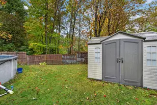 26 Fountain St, Gardiner, ME 04345 - Photo 34