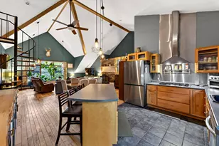 26 Fountain St, Gardiner, ME 04345 - Photo 8