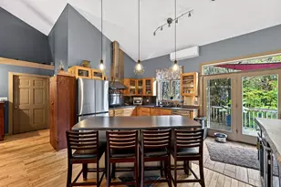26 Fountain St, Gardiner, ME 04345 - Photo 6