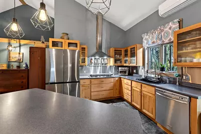 26 Fountain Street, Gardiner, ME 04345 - Photo 4