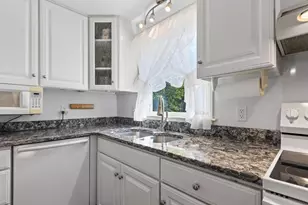 13 Brunelle Ave, Sanford, ME 04073 - Photo 10