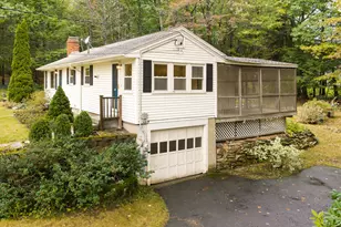 21 Carmichael Ave, Falmouth, ME 04105 - Photo 4