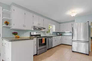 21 Carmichael Ave, Falmouth, ME 04105 - Photo 6
