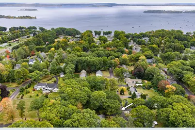 21 Carmichael Avenue, Falmouth, ME 04105 - Photo 2