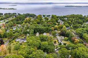 21 Carmichael Ave, Falmouth, ME 04105 - Photo 2
