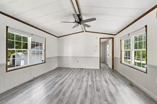 87 Summer St, Oakland, ME 04963 - Photo 24