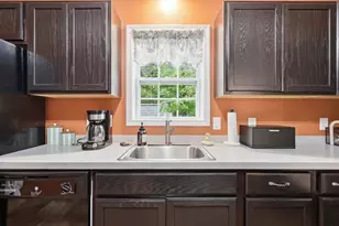 42 Frost Hill Ave, Lisbon, ME 04252 - Photo 10