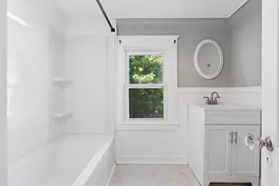 39 Mclellan St, Brunswick, ME 04011 - Photo 32