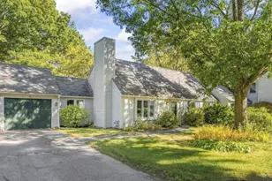6 Willow Grove Rd, Brunswick, ME 04011 - Photo 2