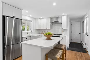 20 Ledgewood Ln, Cape Elizabeth, ME 04107 - Photo 10