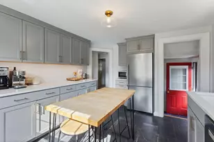265 W Main St, Yarmouth, ME 04096 - Photo 4