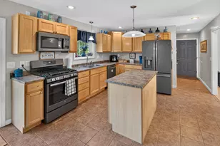 78 Stacey Ln, Kenduskeag, ME 04450 - Photo 10
