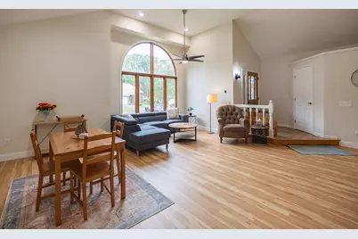 48 Hilltop Avenue, Lewiston, ME 04240 - Photo 6