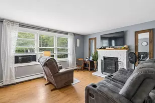 11 Garden St, Old Orchard Beach, ME 04064 - Photo 12