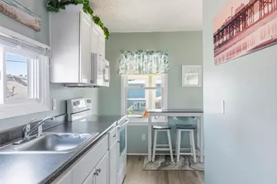75 E Grand Avenue, Old Orchard Beach, ME 04064 - Photo 28