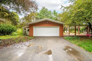 13 Barkley Pl, Auburn, ME 04210 - Photo 2