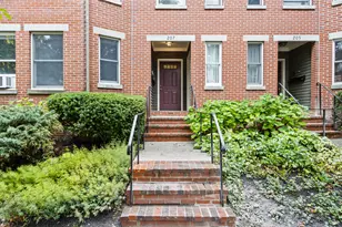 207 Vaughan St, Portland, ME 04102 - Photo 2