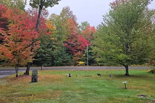510 Oak St, Oakland, ME 04963 - Photo 2
