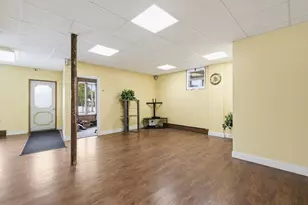 1114 Lisbon St, Lewiston, ME 04240 - Photo 10