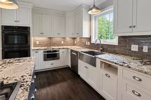 47 Acorn Ln, Kittery, ME 03904 - Photo 6
