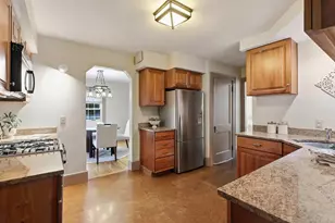 284 Foreside Rd, Falmouth, ME 04105 - Photo 14