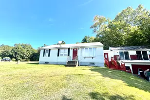 33 Abbot Hill Rd, Dexter, ME 04930 - Photo 2